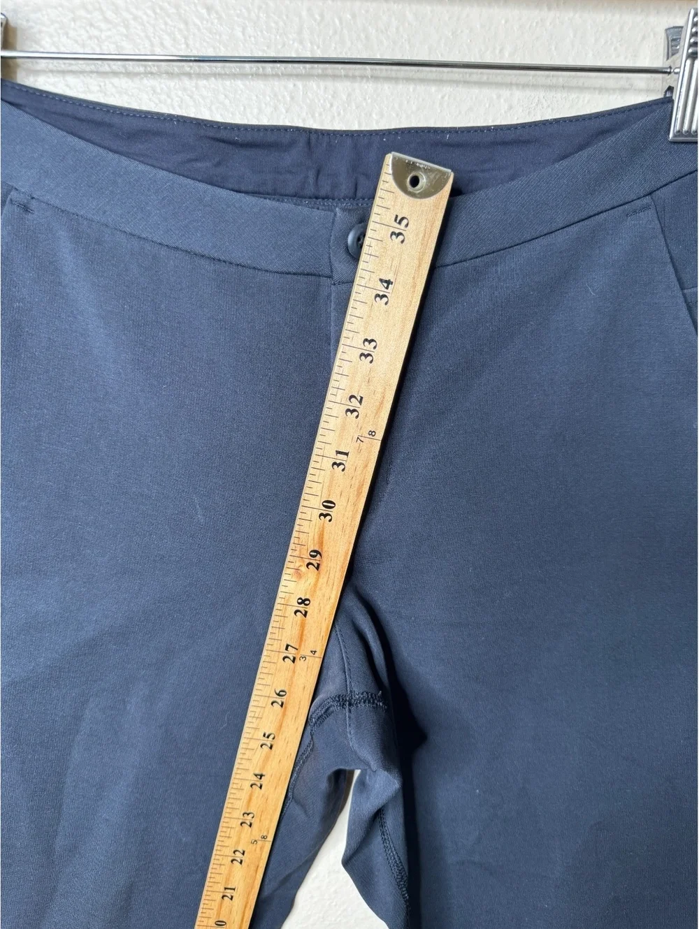 Lululemon Pants Women's 6 Black Straight Leg Stretch 5 Pockets Performance